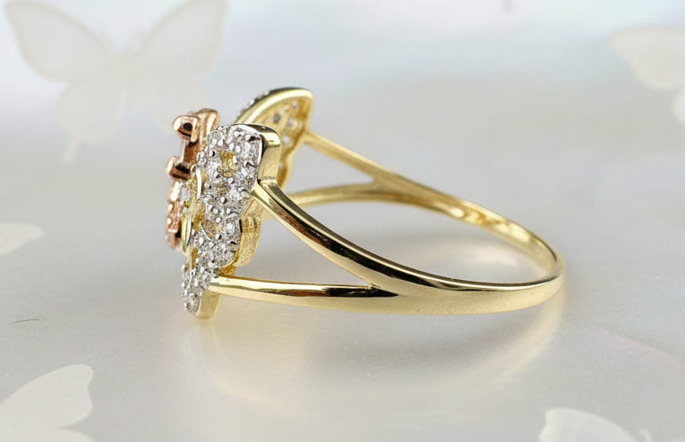 Ring Butterfly