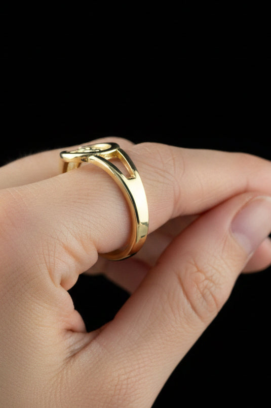 Ladies' Ring cc