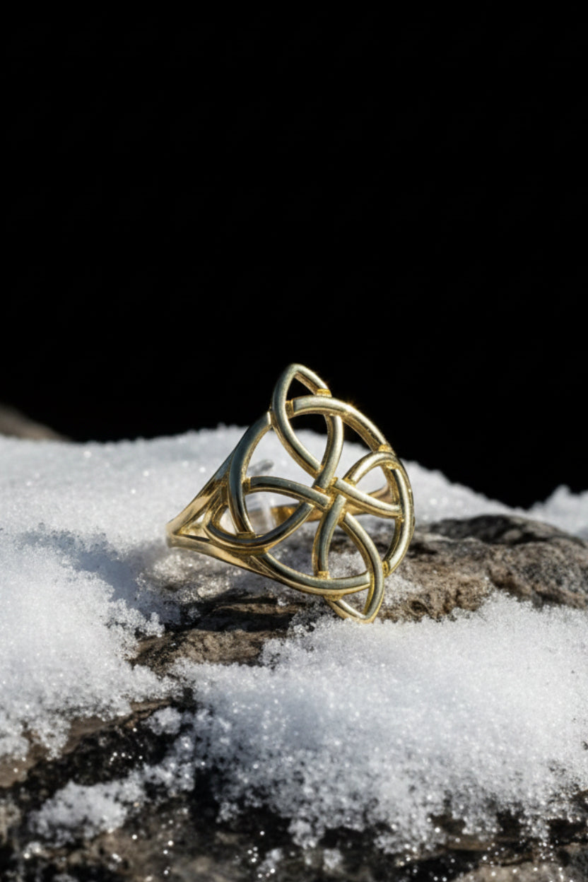 4-Spine Knot Ring