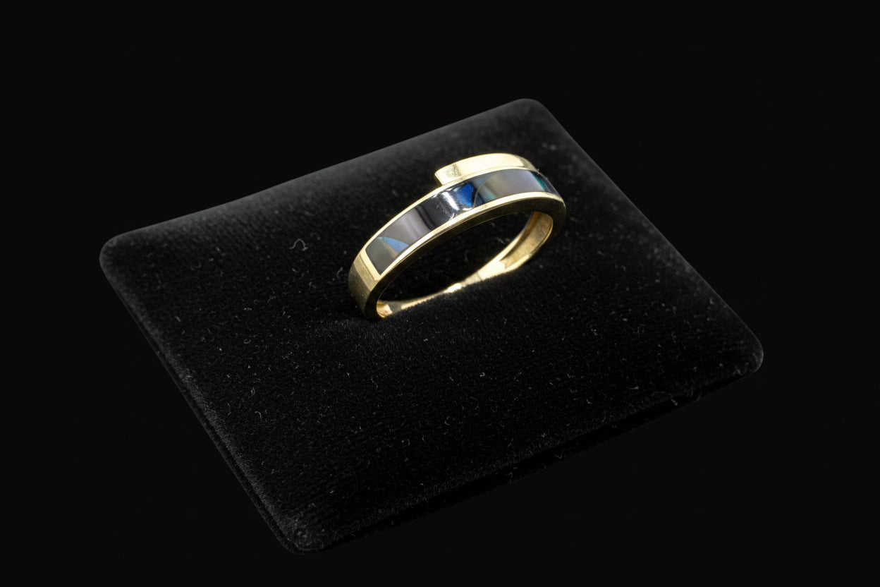 ladies Onix Ring