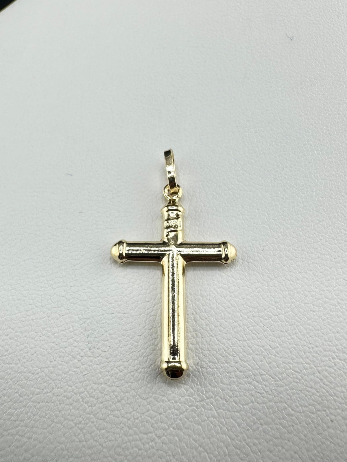 14K Gold Hollow Cross Pendant