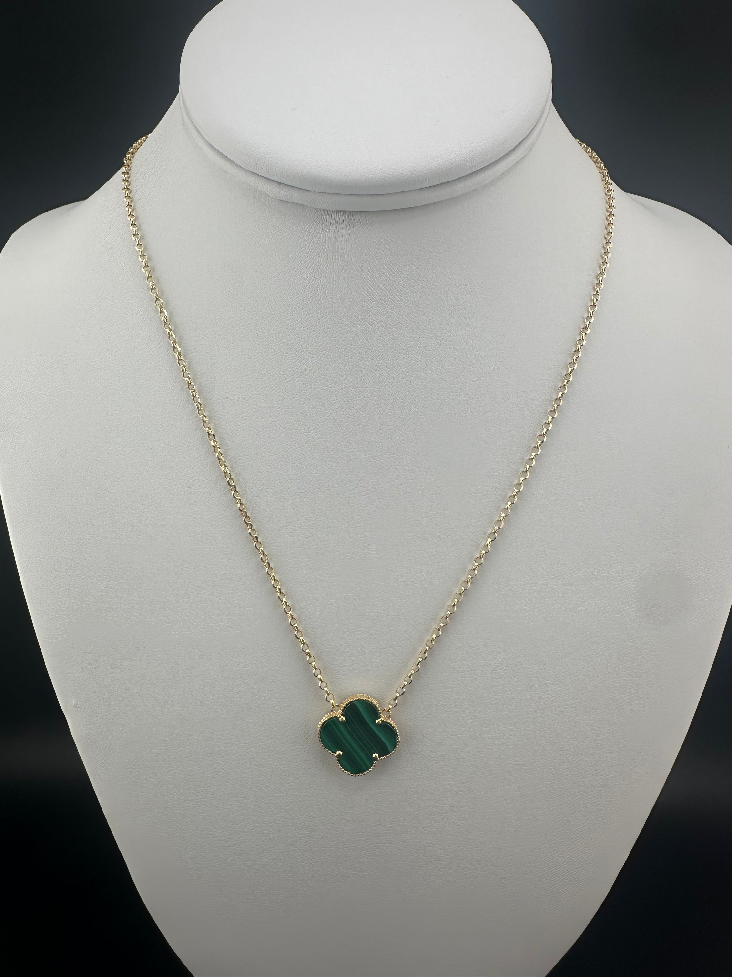 14K Solid Gold Clover NeckLace 18"